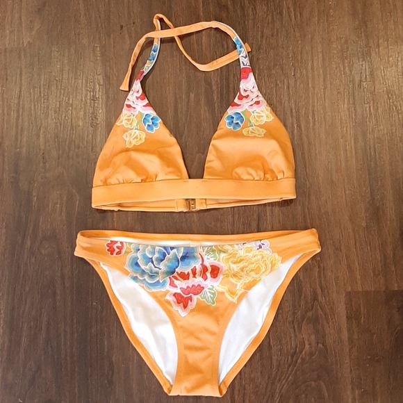 Victoria Secret bikini 2pc Swimsuit Medium - Picture 1 of 5